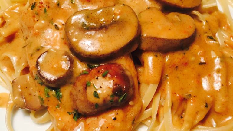 Chicken and Pasta with Sun Dried Tomatoes and Baby Bella Mushroom Alfredo Sauce